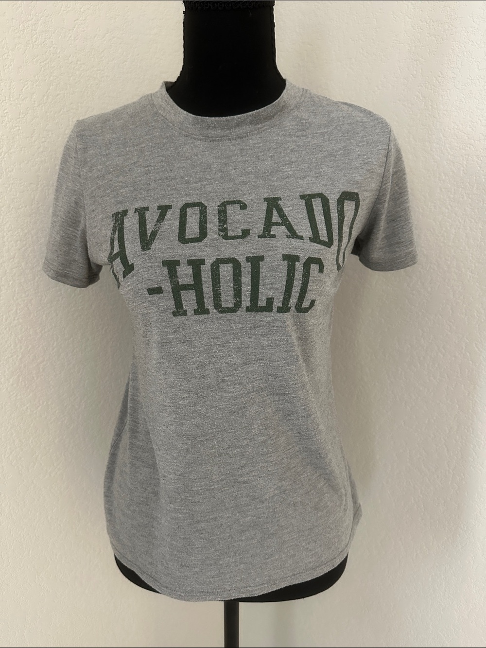 Modern Lux Heather Gray Short Sleeve Tee with Green 'AVOCADO-HOLIC' Print